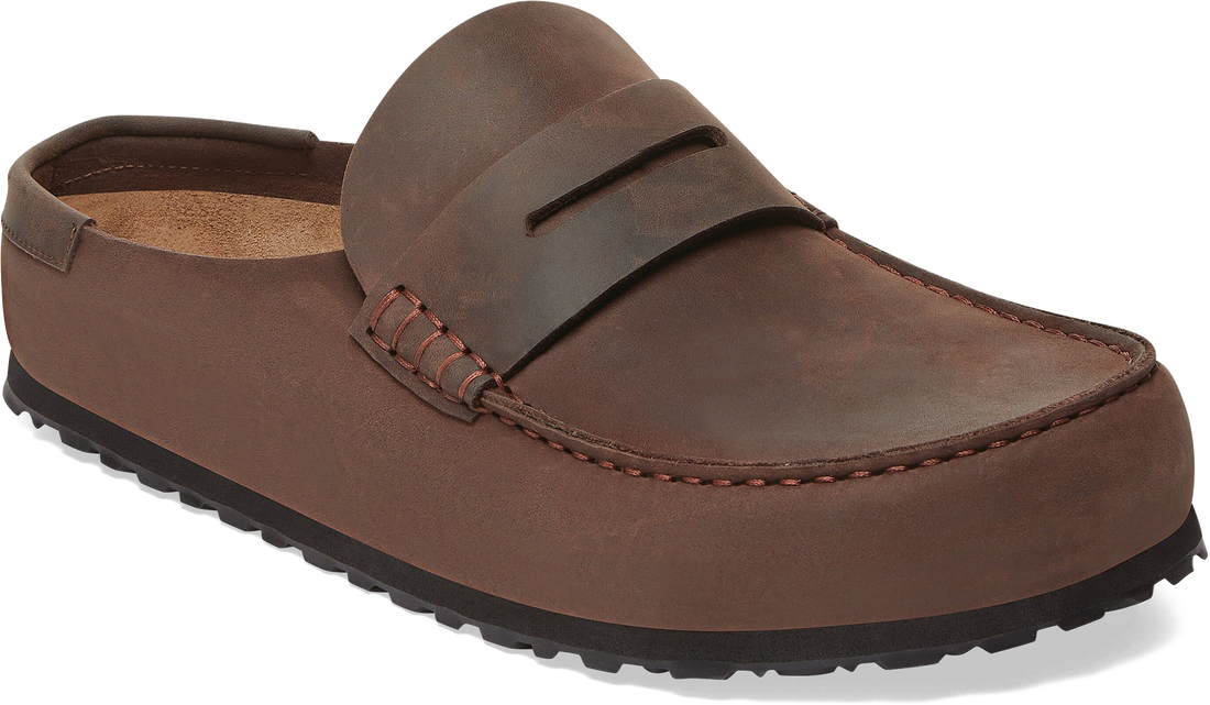 Quarter turn view Men&