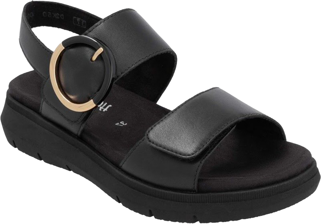 Quarter turn view Women&